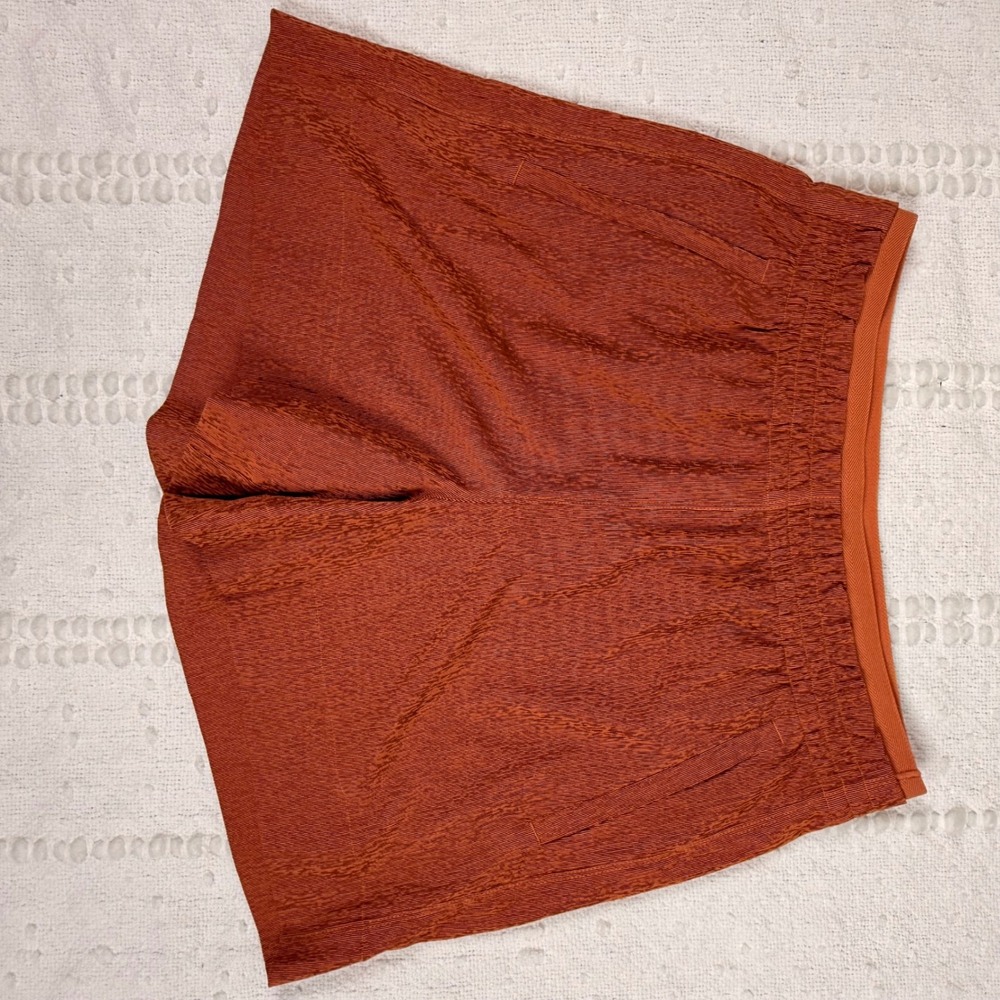 Athleta Echo Shorts High Waist Burnt Orange Rust Woodgrain‎ Size 6 Hiking Travel - Picture 2 of 10